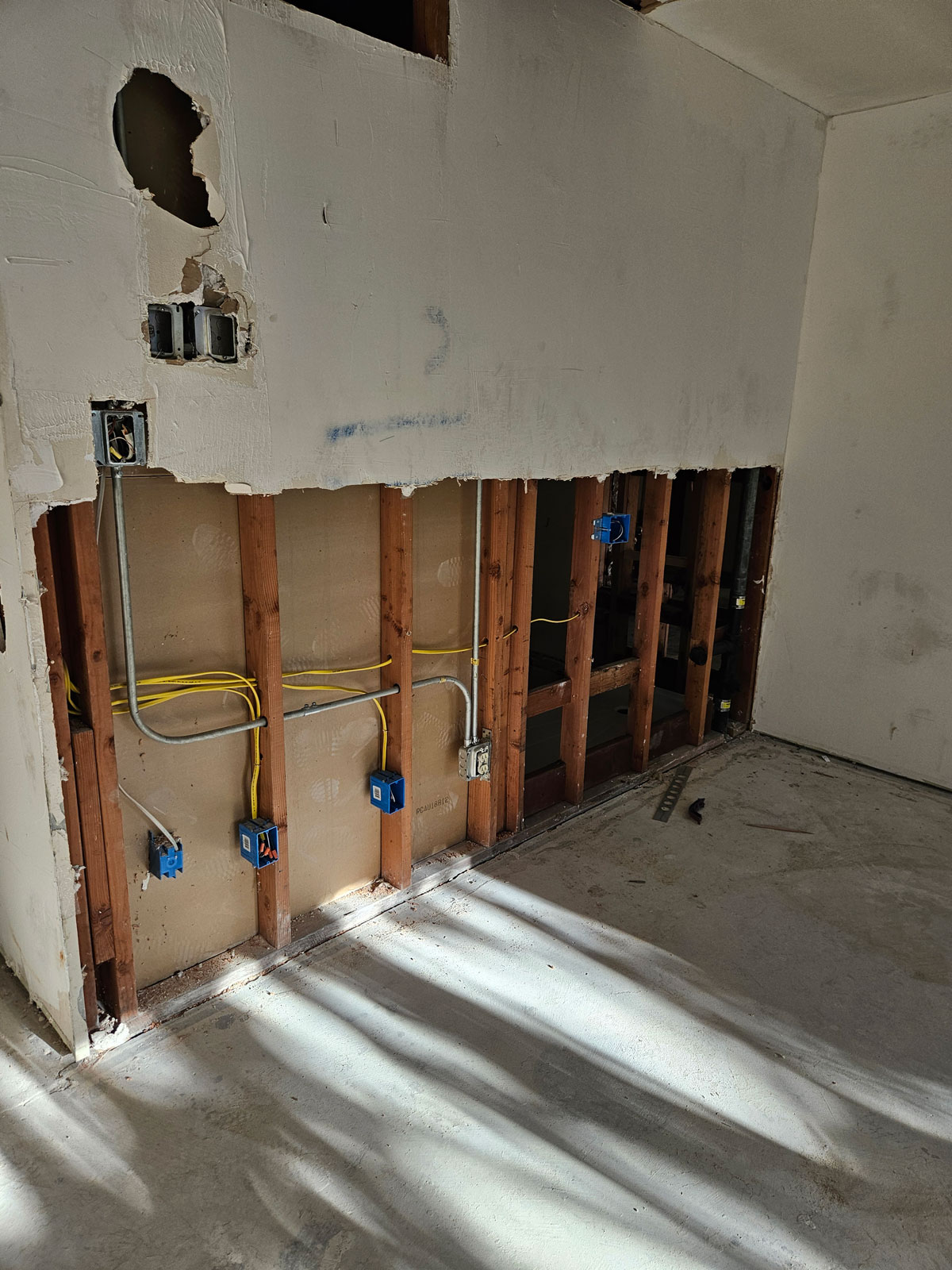 Tracy Rehab, Commercial 1