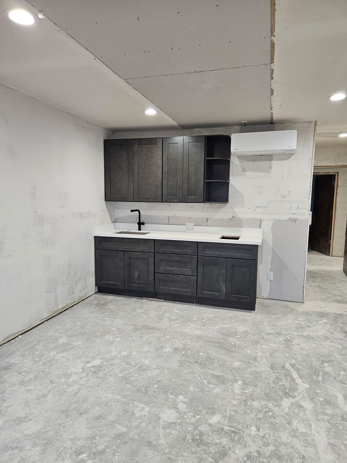 Tracy Rehab, Commercial 1