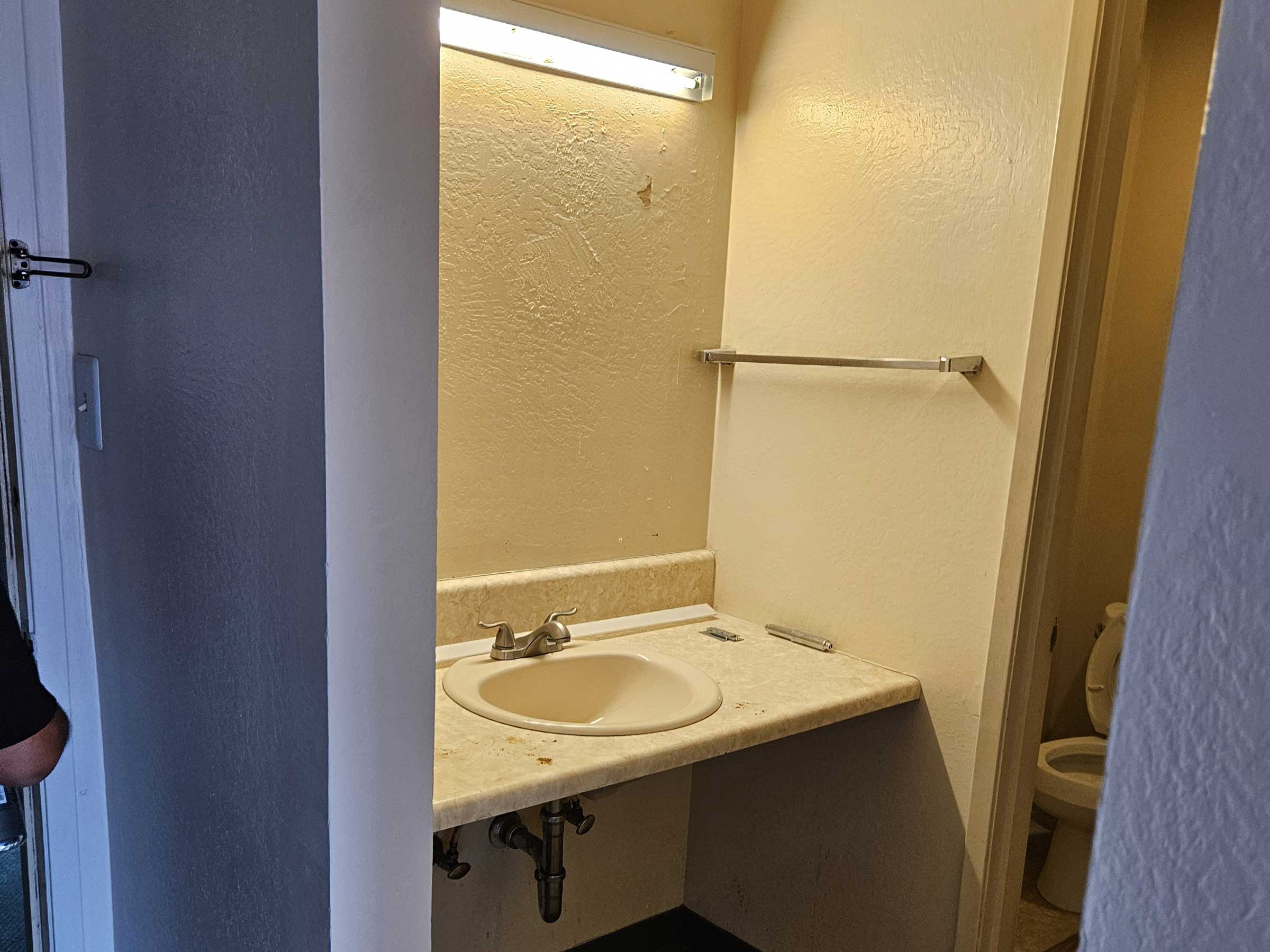 Tracy Rehab, Commercial 1